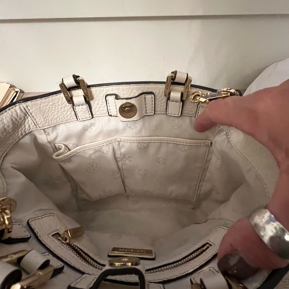 Tory Burch bag - Picture 3 of 7